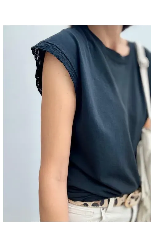 Camiseta Rechel Negro