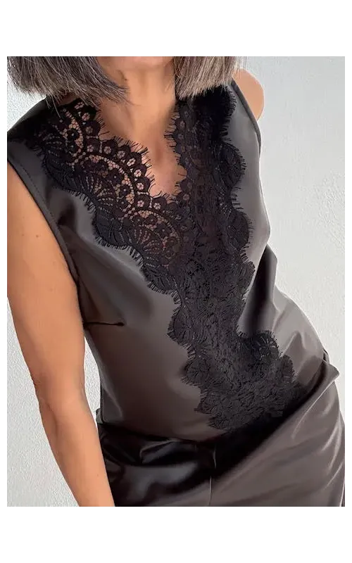 Top Efecto Piel Con Blonda