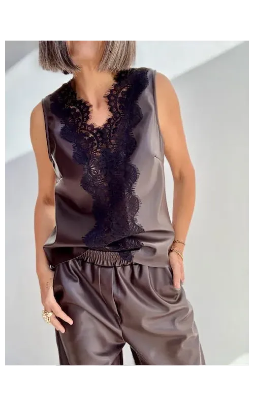 Top Efecto Piel Con Blonda