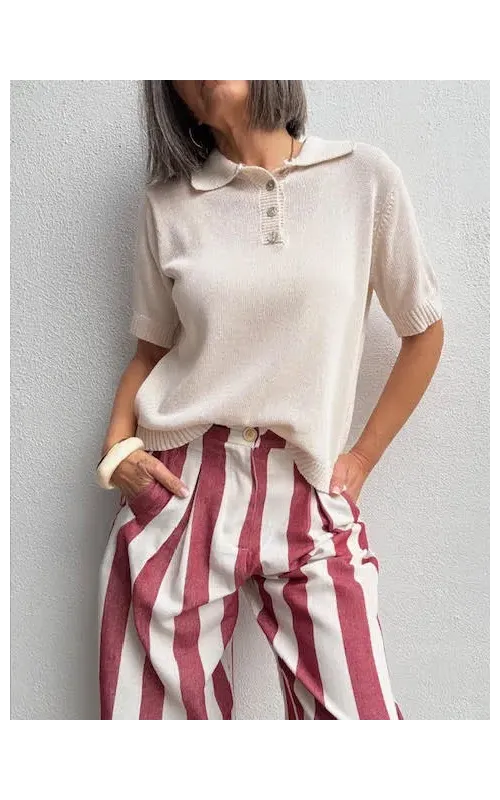 Pantalón de Rayas Verticales Rojas