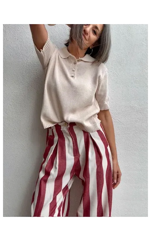 Pantalón de Rayas Verticales Rojas