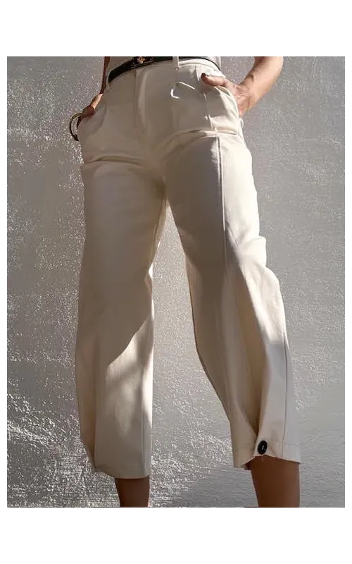 Pantalón Bombacho Botón Beige