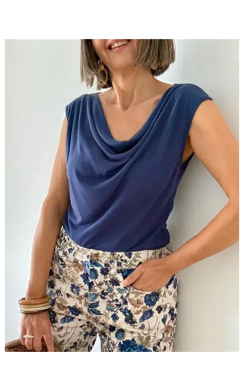 Top Drapeado Cuello Cascada Azul Marino