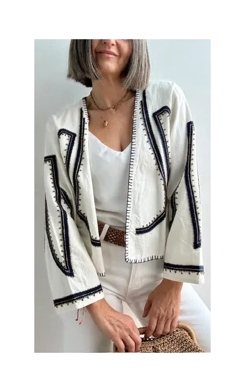 Chaqueta Bordada Estilo Bohemio Blanco y Marino