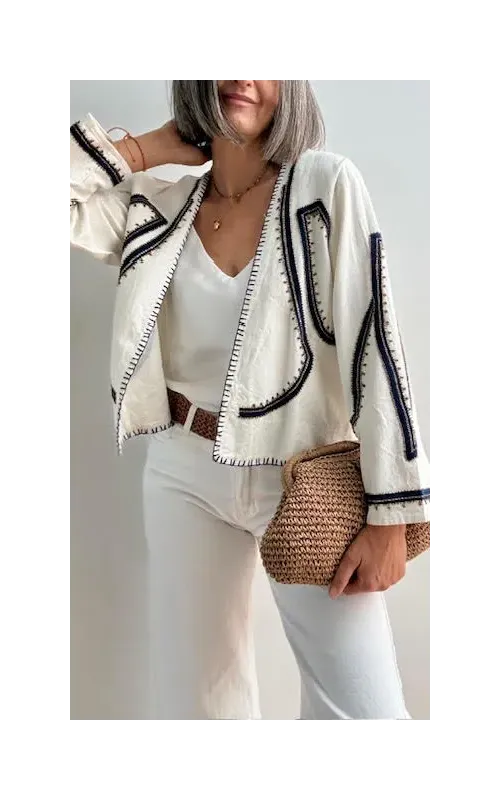 Chaqueta Bordada Estilo Bohemio Blanco y Marino