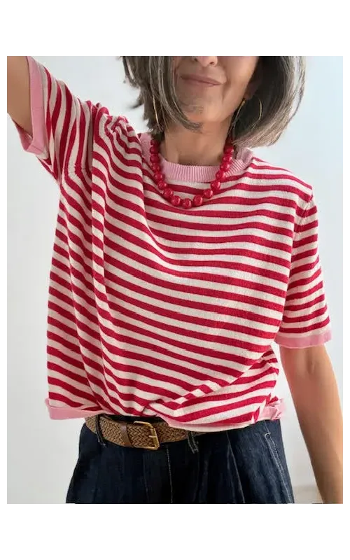Jersey Rayas Rojo y Crudo con Detalle Rosa
