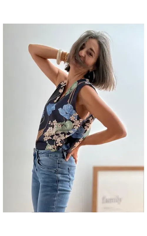 Top Sin Mangas Floral