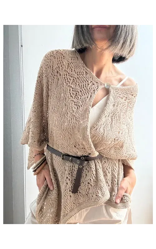 Poncho Chal Tejido Calado Taupe