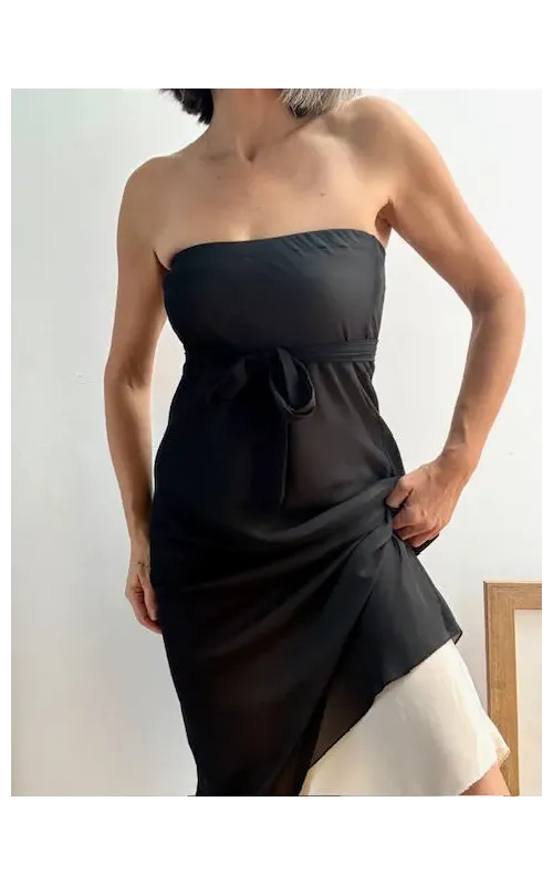 Vestido Asimétrico de Gasa Negro