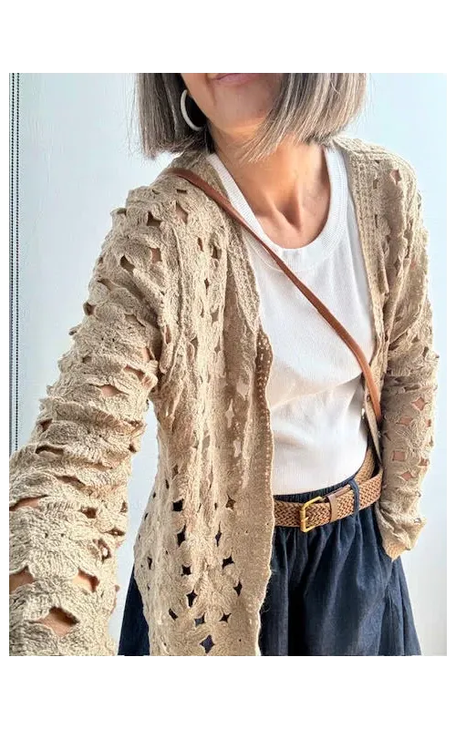 Chaqueta Calada con Flores