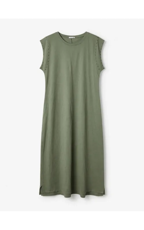 Vestido con Tachuelas en Verde