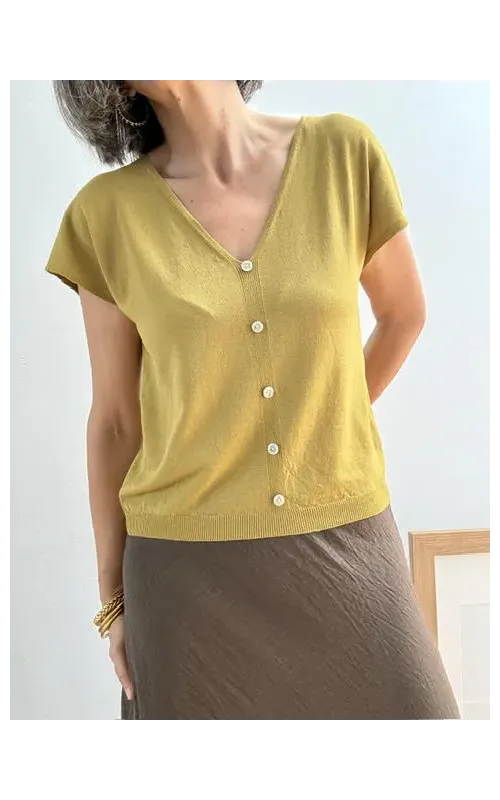 Jersey Corto en Punto Fino de Verano Con Botones Verde