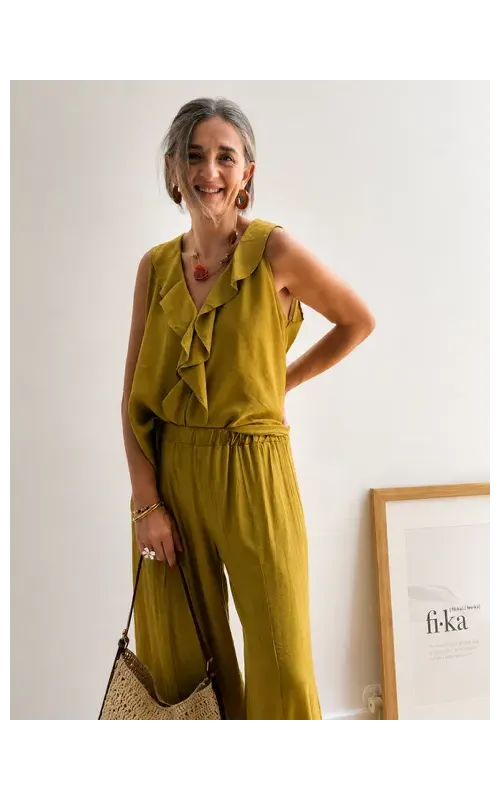Pantalón Ancho con Caída Ocre