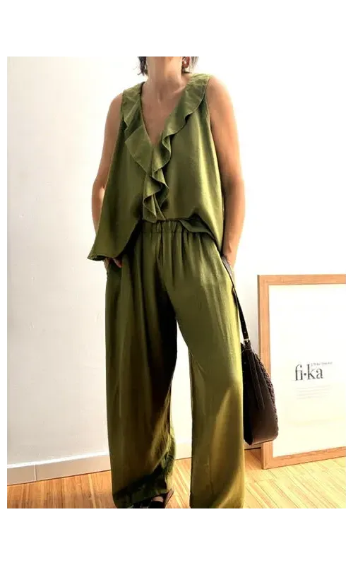 Pantalón Ancho con Caída Verde