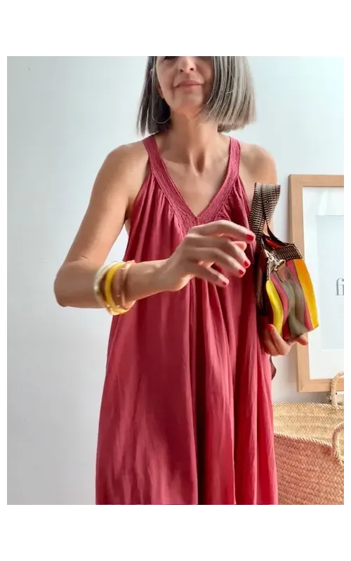Vestido Midi con Espalda Cruzada