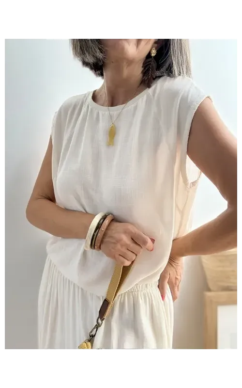 Blusa Fluida de Viscosa Crema